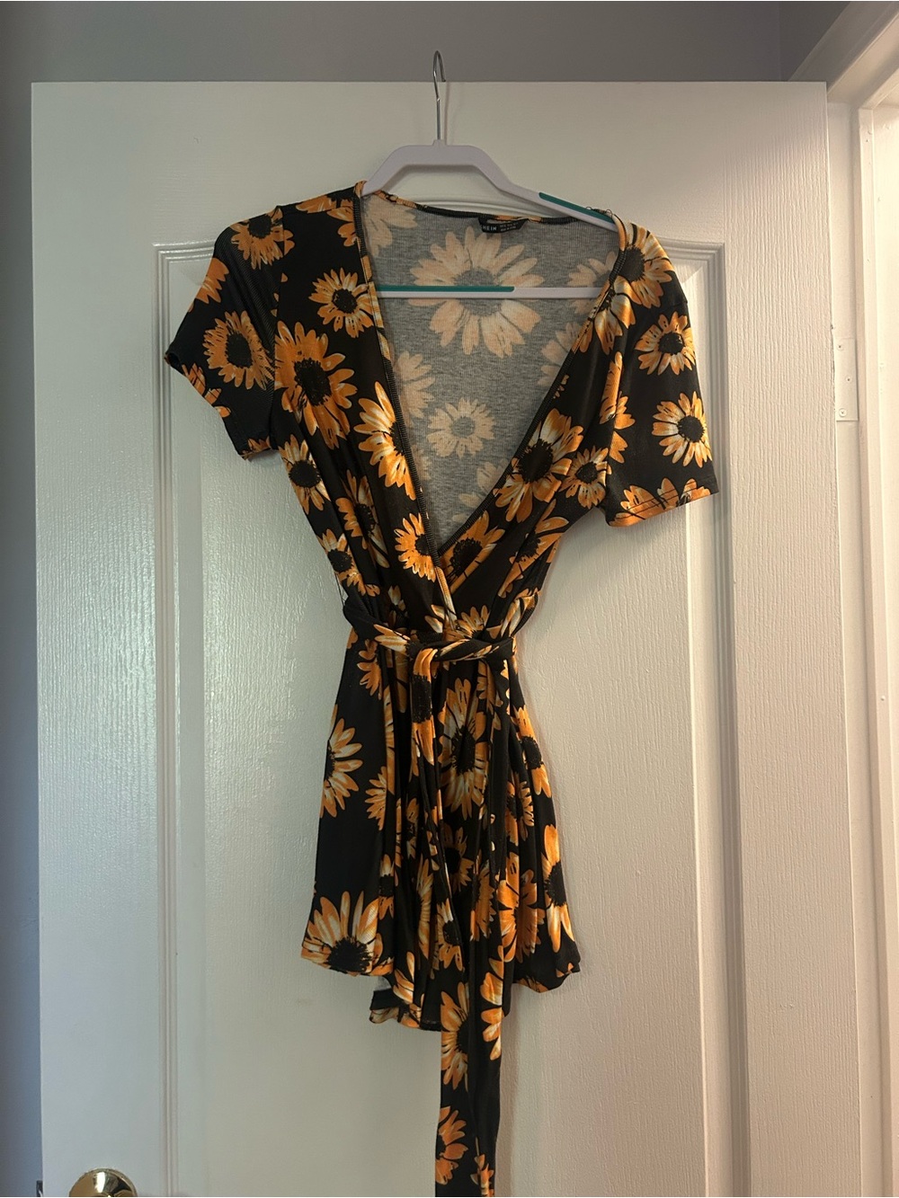 SHEIN Black Sunflower Wrap Shorts Romper